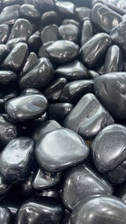 Waxed Black Pebbles
