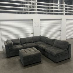 Thomasville Modular Sectional(FREE DELIVERY)