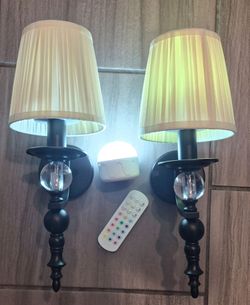 Wall sconce