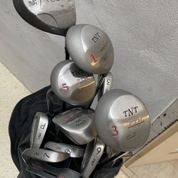 2 Golf Bags with Clubs