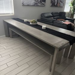 Dining Room Table 