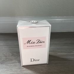 Miss Dior Blooming Bouquet Eau de Toilette – Original Floral Women’s Perfume