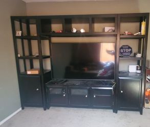 Naomi Contemporary Entertainment Center