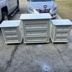 1 Dresser 2 Nightstands  