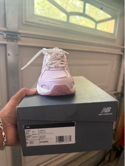 New Balance 740 Unisex