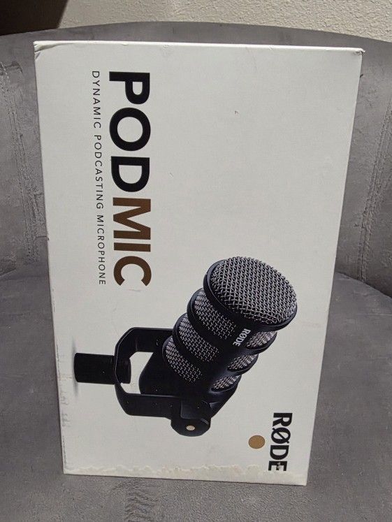RØDE PodMic – Brand New Sealed (Box Wear Only)