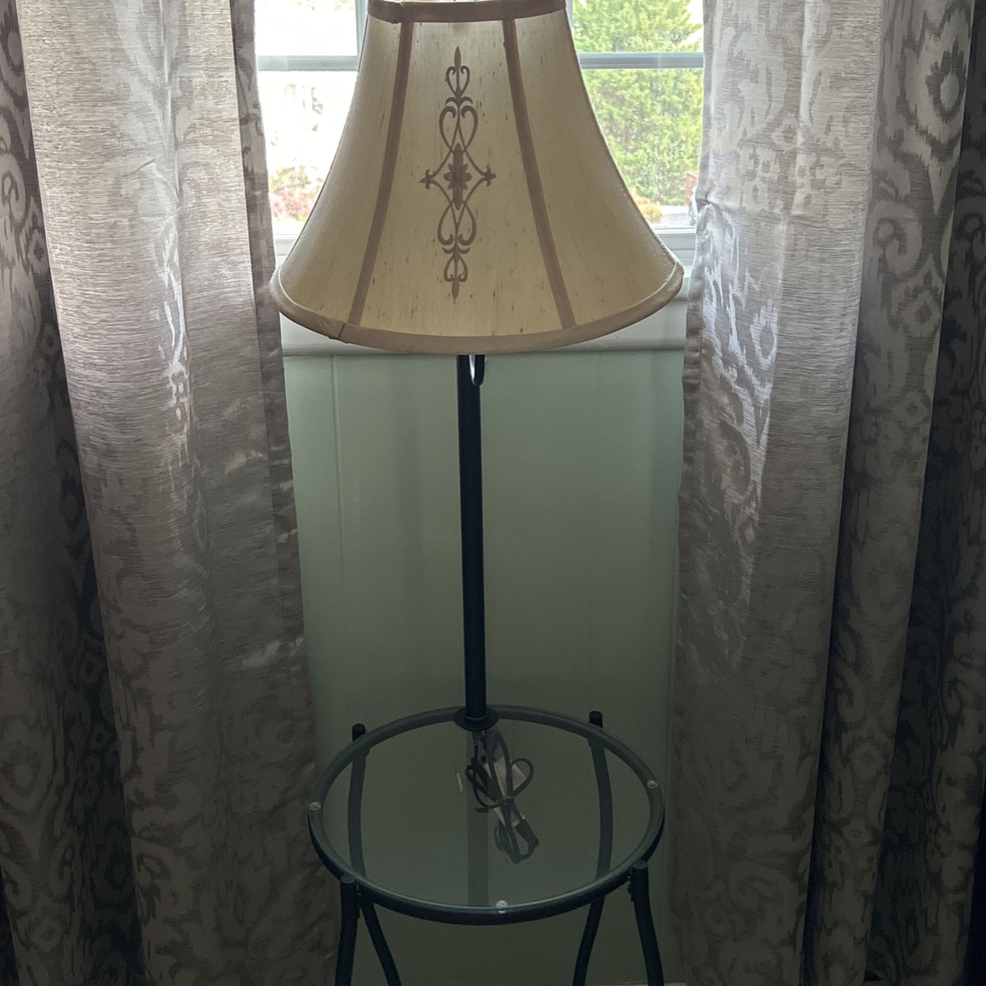 Black Table With Glass And Lamp