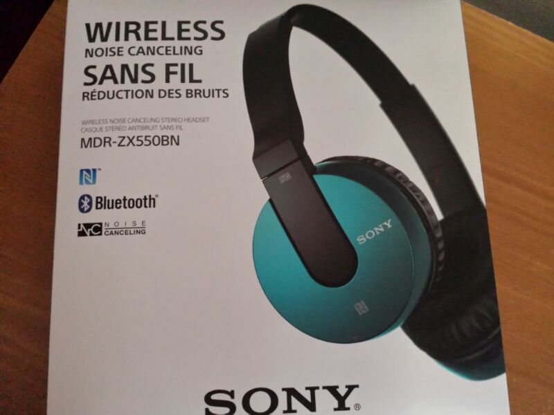 SONY WIRELESS HEADPHONE