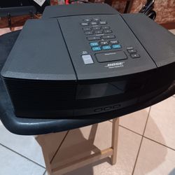 BOSE WAVE RADIO-CD. ALARM CLOCK