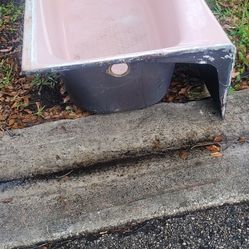 Free Metal Tub