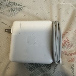 85w Magsafe power adapter for Mac laptop