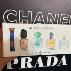 Set Come With 5 Mini Travel Size . Limited Gift Set 