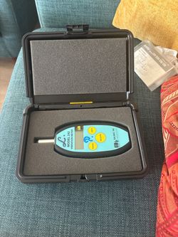 Balmac Model 242 Pocket Vibration Meter