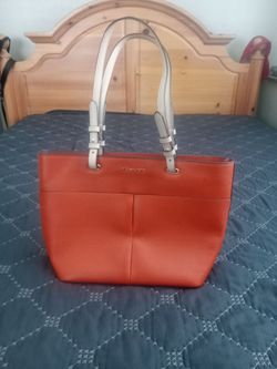 Michael  kors authentic women's hand bag  brand New