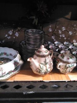 43 Piece England Coalport A.d. 1750 Dinner Set