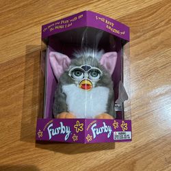 Vintage FURRBY NEW