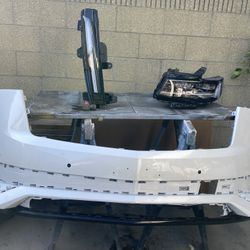 2024 Cadillac Escalade Bumper