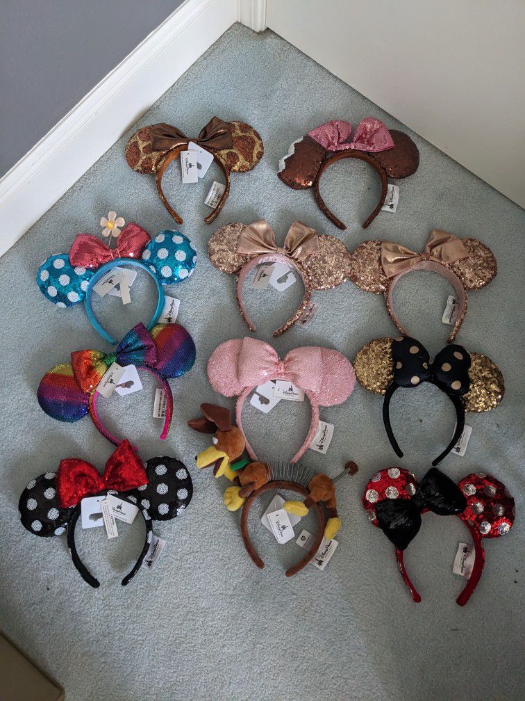 Assortment of new Disney Park Minnie Ears