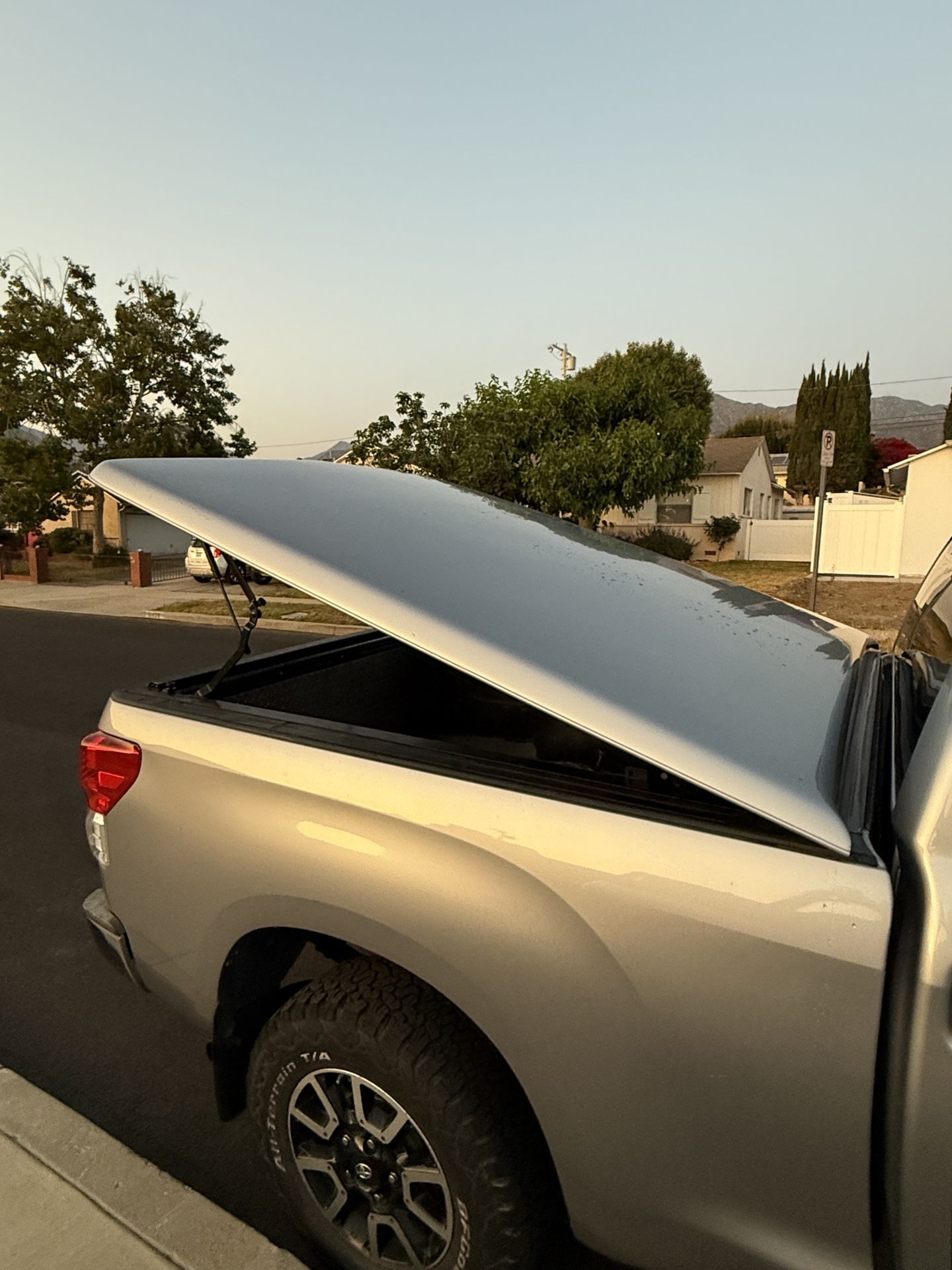 Toyota Tundra Bed Cover