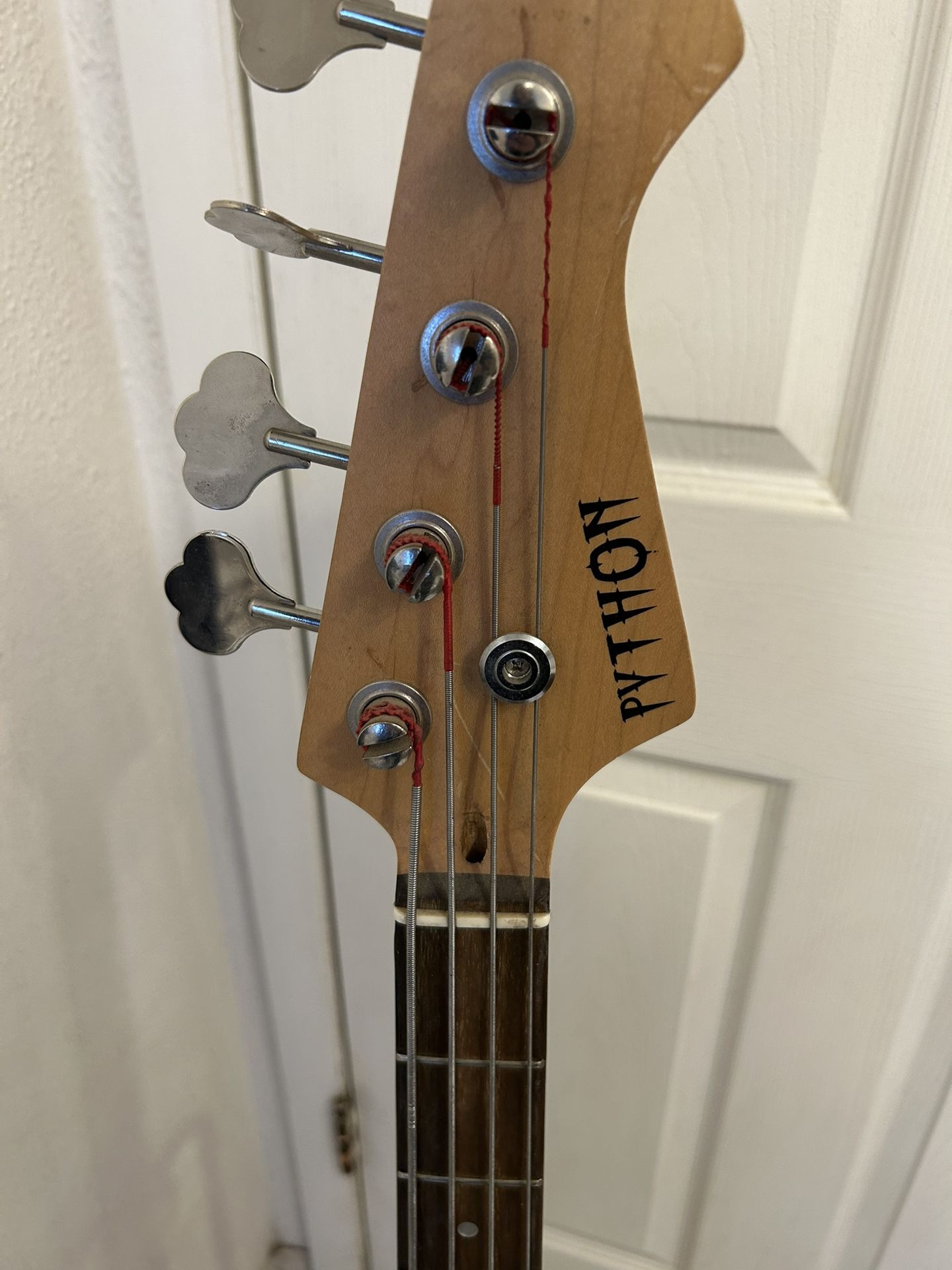 Python White Guitar Bass