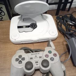 Ps one Console