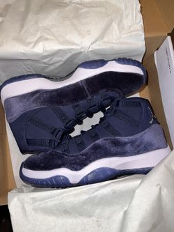 Jordan 11 Navy