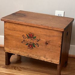 Amish Sewing or Storage Box