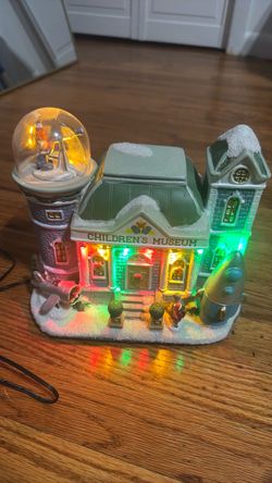 Children’s museum light up house
