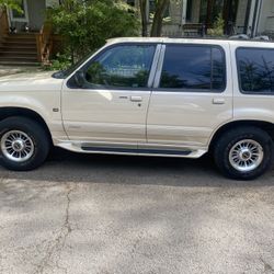 1997 Ford Explorer
