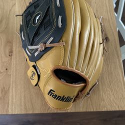 Franklin Baseball Glove Left Hand 