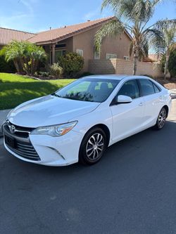 2017 Toyota Camry LE