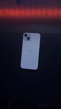 iPhone 15 Plus
