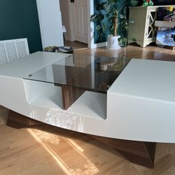 Wayfair Madilynn Coffee Table for Sale in Evesham NJ OfferUp