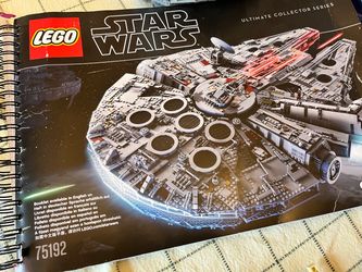 Lego Millennium Falcon model 75192