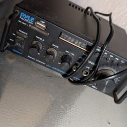 Pyle Amplifier With Speakers. $50all 