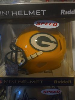 Greenbay Packers mini football helmet