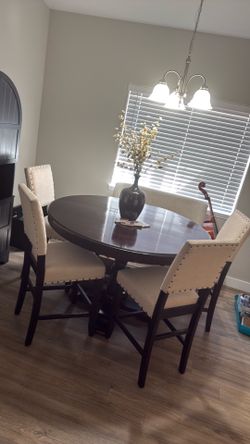 Dining Table, Chairs, & Bench