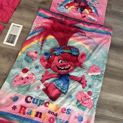 Poppy’s Toddler Bed Set