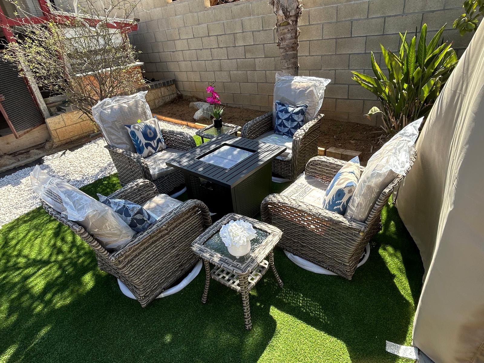 Brand New Patio Outdoor Furniture Set With Fire Pit 