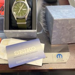 Seiko 5  Automatic Sports Srpg33 In Great Shape With Box And Papers.