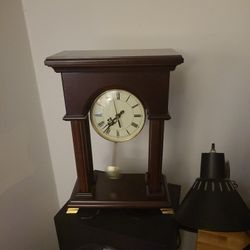 Mantle Clock 