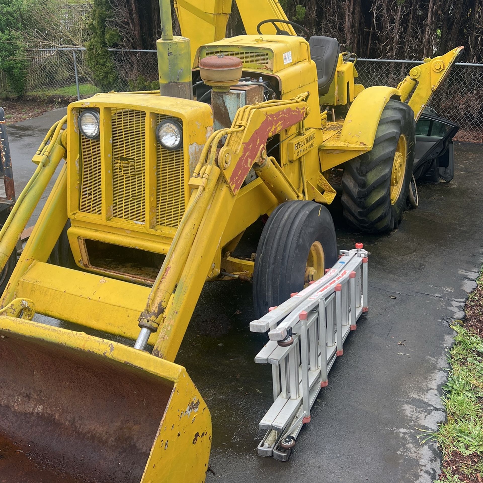 HYDYNAMIC DYNA HOE Backhoe