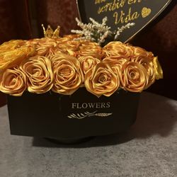 Hermoso Arreglo De Rosas Eternas Para Esa Perona Especial