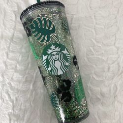 Starbucks Snow Globe Tumbler for Sale in Oak Glen, CA - OfferUp