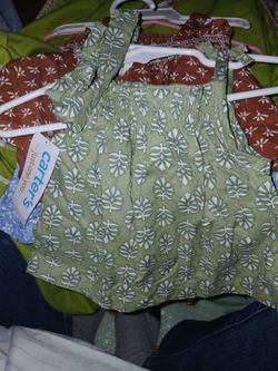 CARTERS BABY CLOTHES.