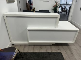 Modern Office Reception Desk