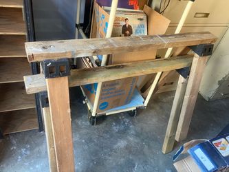 Horse stand