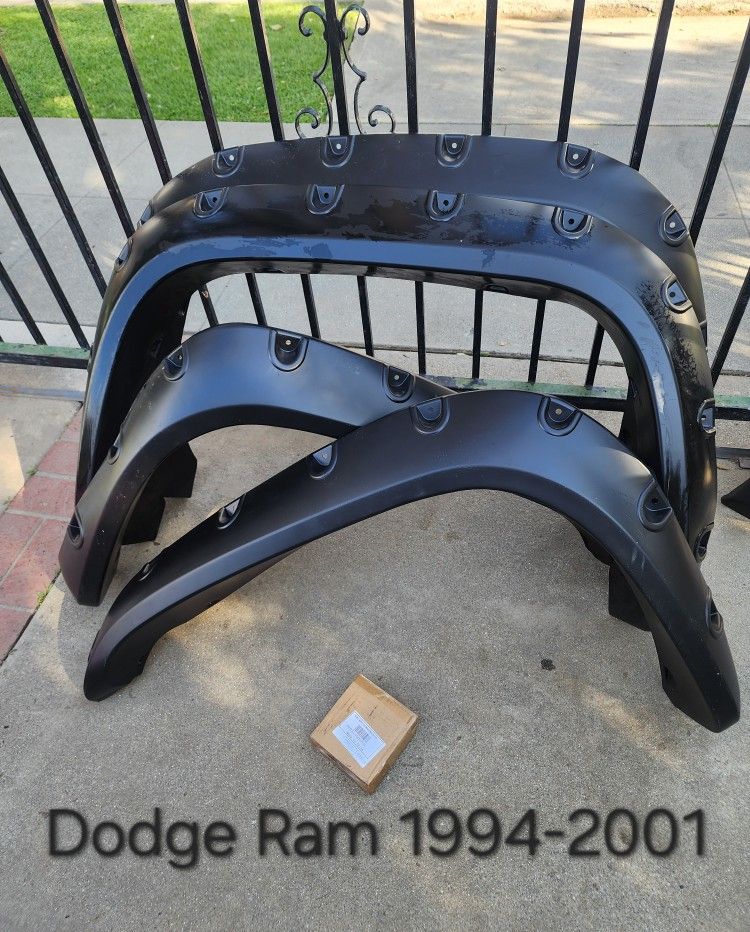 Dodge RAM 1994-2001 Fender Flares