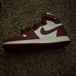 Size 7 Air Jordan 1