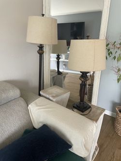 Kathy Ireland Mulholland Traditional Table Lamp